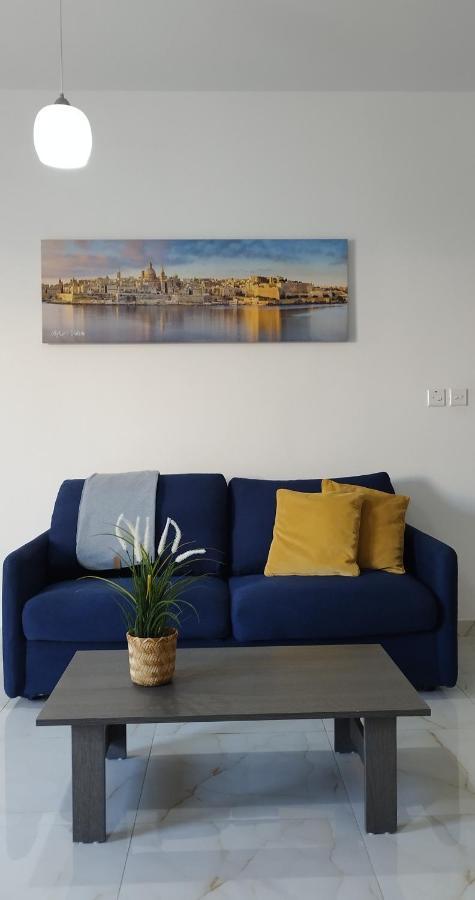 Large And Modern Apartment In The Centre Of Malta Mosta Exterior foto