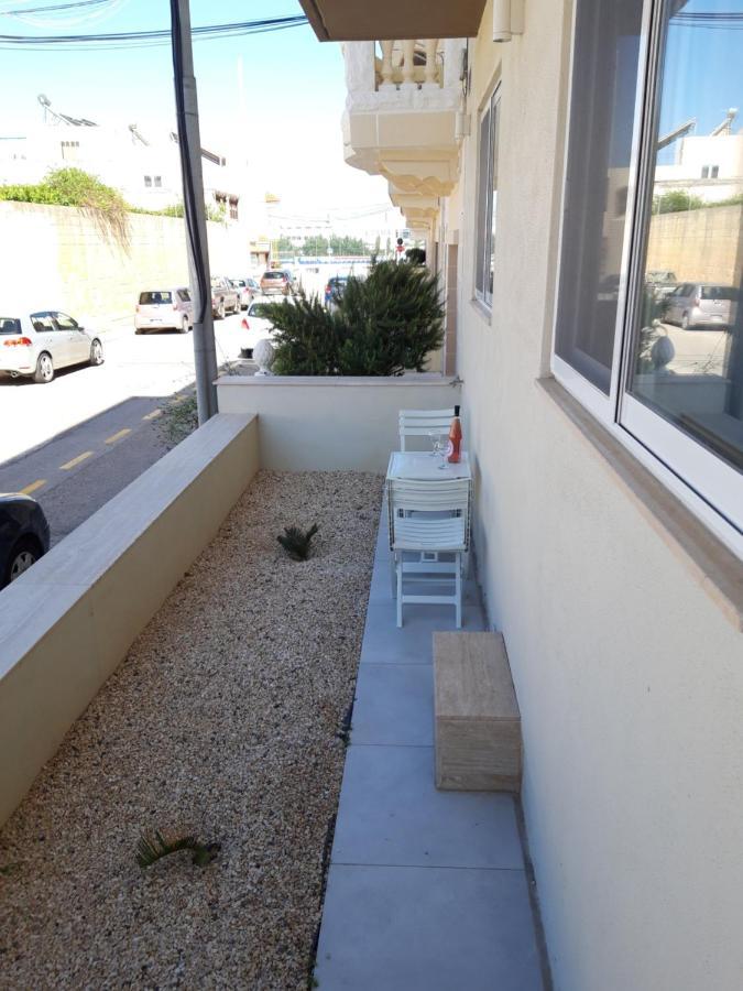 Large And Modern Apartment In The Centre Of Malta Mosta Exterior foto